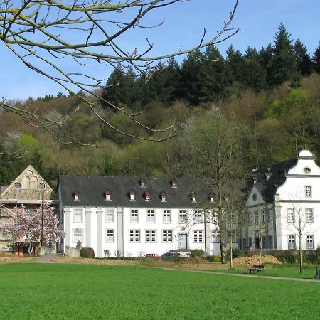 Gaestehaus Der Abtei Sayn Hotel Bendorf Buitenkant foto