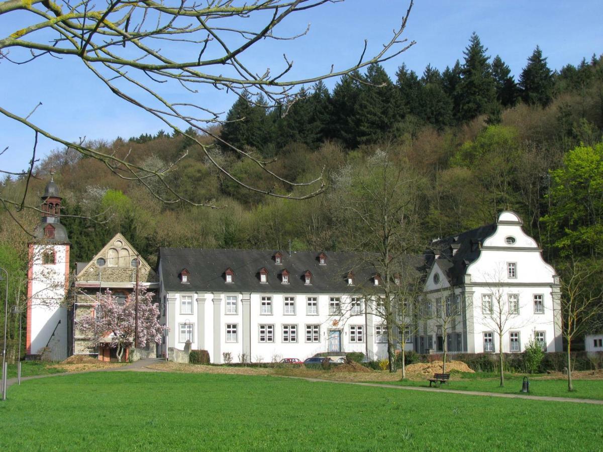 Gaestehaus Der Abtei Sayn Hotel Bendorf Buitenkant foto