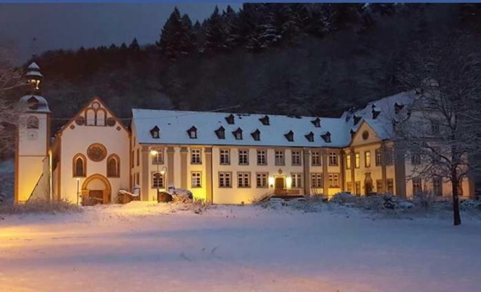 Gaestehaus Der Abtei Sayn Hotel Bendorf Buitenkant foto